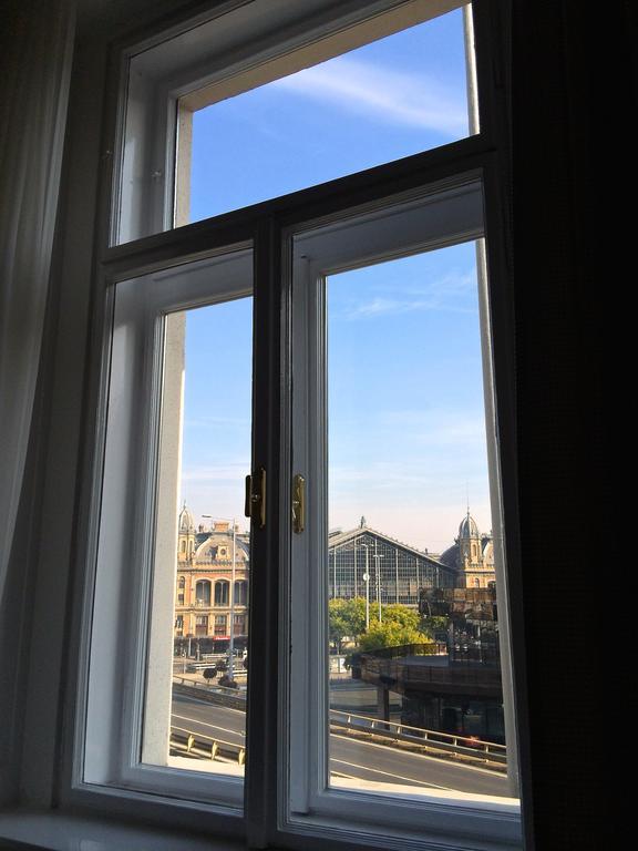 Hello Downtown Apartment - Eiffel Budapest Bilik gambar